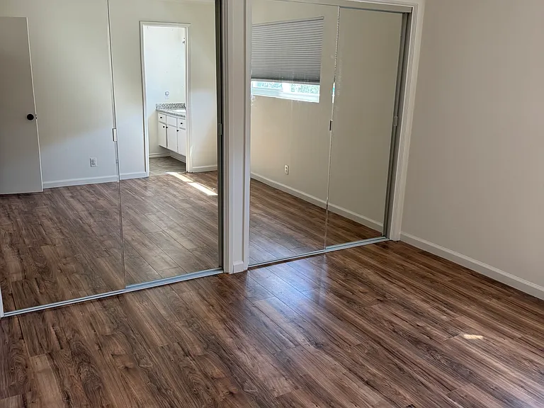 142 Virginia St #E — Photo 11