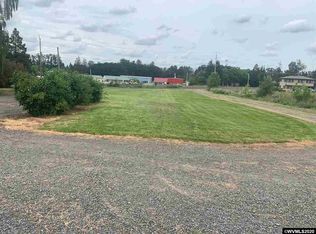 859 Railway Ave NE, Silverton, OR 97381