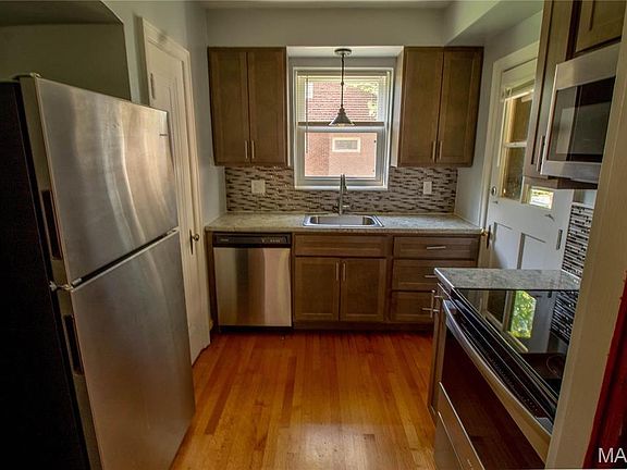 3rd image of 4008 Wilmington Ave #8