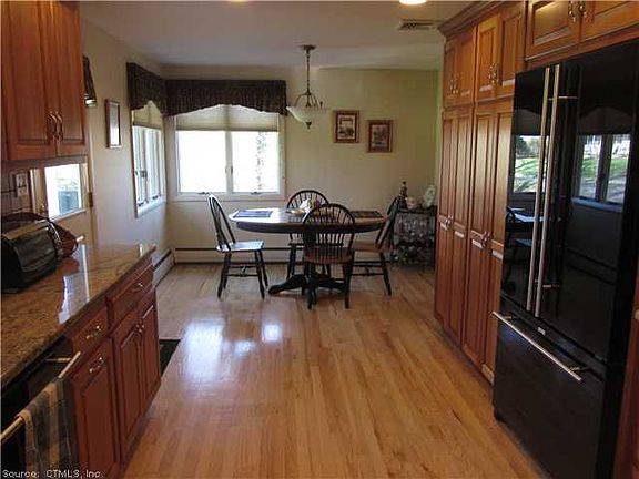 2nd image of 139 Acme Dr