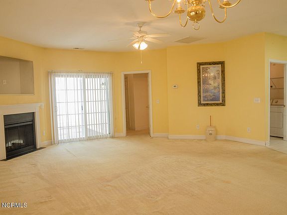 3rd image of 1510 Honeybee Lane #1