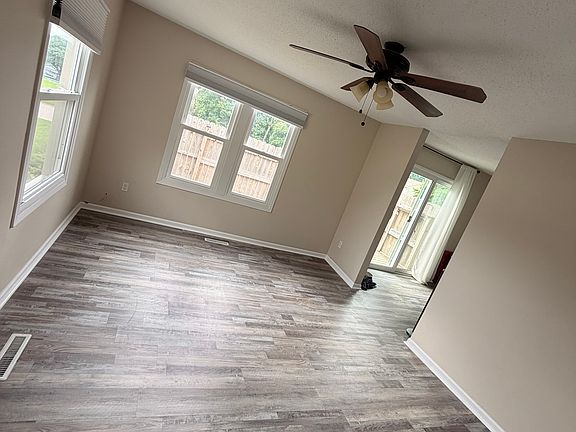 2nd image of 8709 Clover Ln