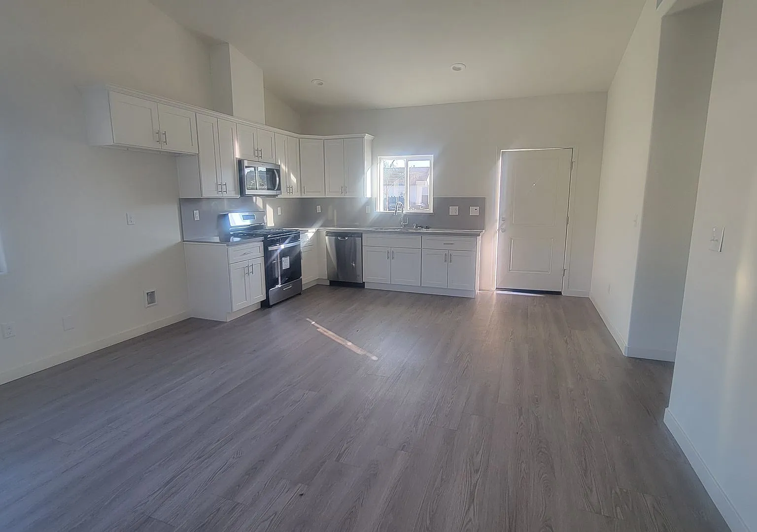 9708 Krista Vineyard Way — Photo 3