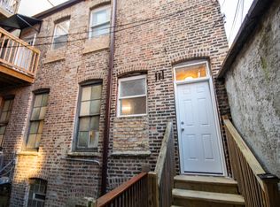 1040 W 18th St #CH, Chicago, IL 60608