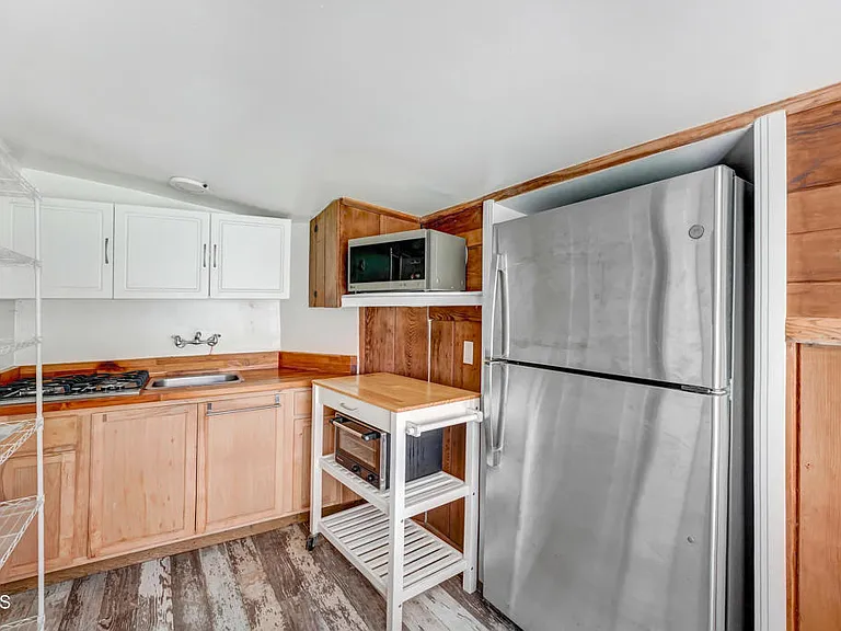 586 Los Rocas Dr — Photo 15