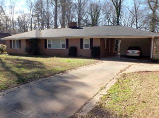 106 Woodcrest St, Greenwood, SC 29649