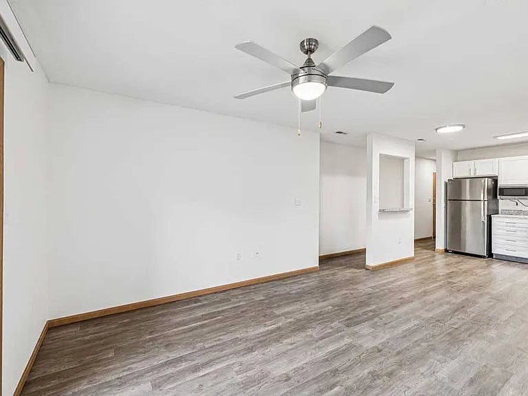 Northridge Heights Apartments — Photo 92