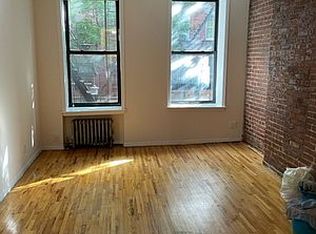 325 E 92nd St #2D, New York, NY 10128