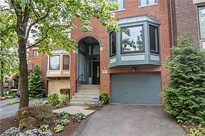 3 bed, 3.5 bath, 2600 sqft, $3,700 — Photo 2