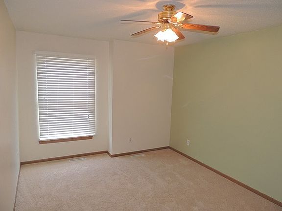 4th image of 615 Jules Ct