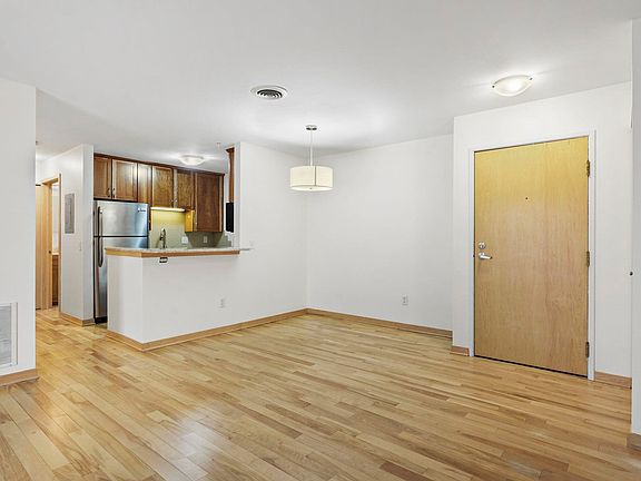 4th image of 311 N Hancock St Unit 125