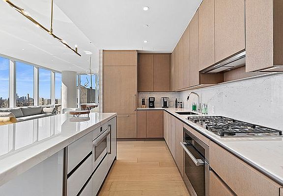 3rd image of 15 Hudson Yard #35A