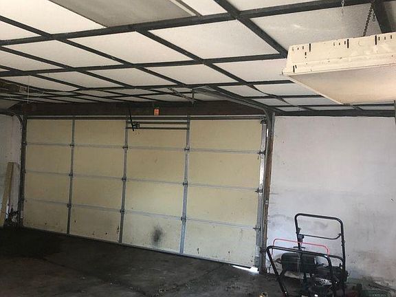 4th image of 899 Palace Ave