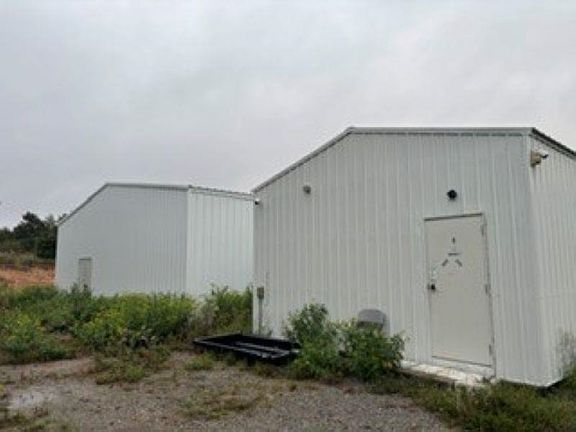 3rd image of 314 S Council Rd