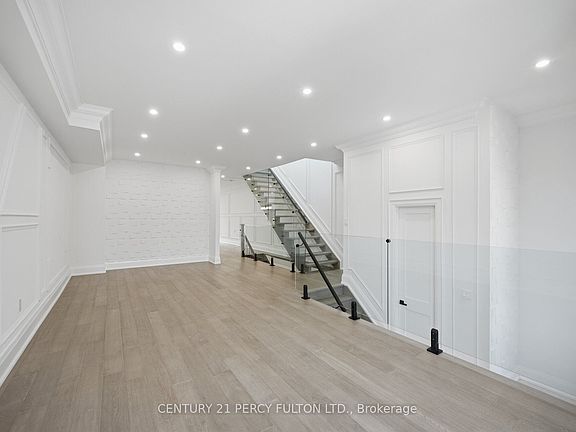 5th image of 195 Danforth Rd