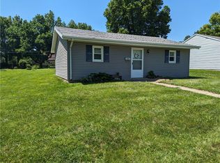 1003 Utah St, Hiawatha, KS 66434