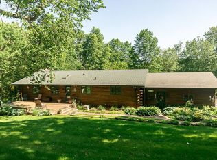 1248 Skyline Dr, Cedar Rapids, IA 52403