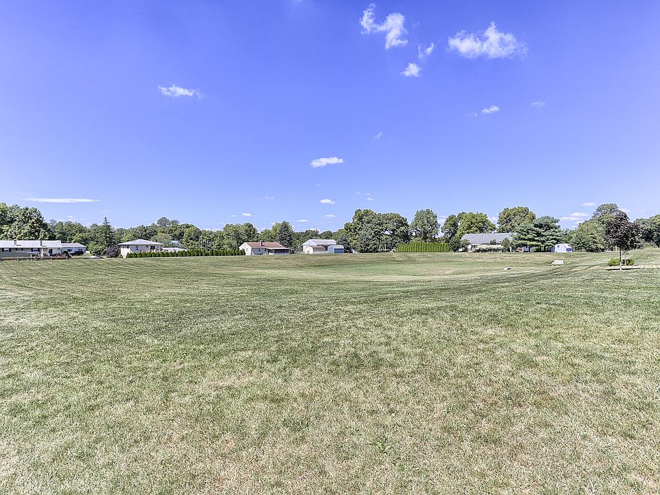 2nd image of 4440 Green Park Dr