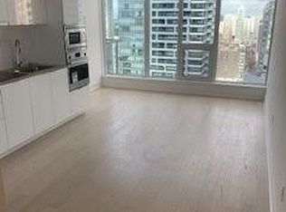 955 Bay St #3115-C01, Toronto, ON M5S 0C6