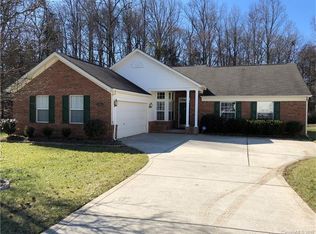 9003 Davis Crossing Ct, Charlotte, NC 28269