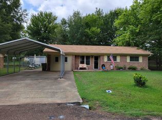 3 Stevens Cir, Hooks, TX 75561