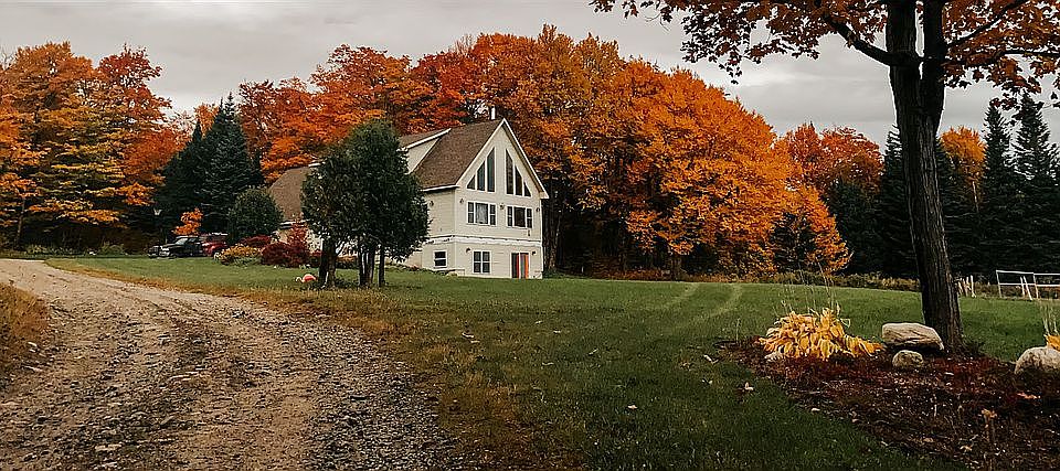 1st image of 258 Coles Mountain Ln