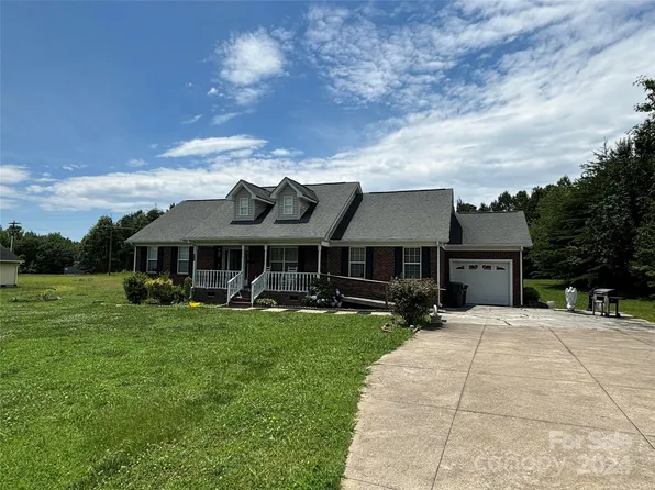 500 Jc Dellinger Rd, Cherryville, NC 28021