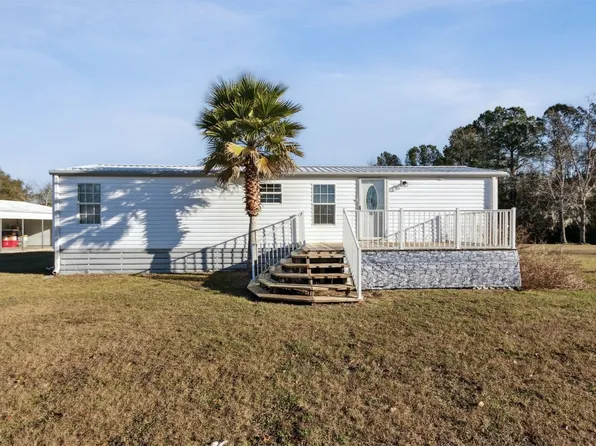 2744 Sikes Dr, Hilliard, FL 32046