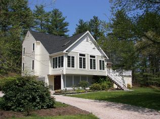 40 Elm St, Medfield, MA 02052