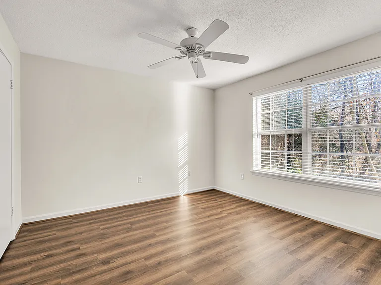 925 Cleveland St #289 — Photo 13