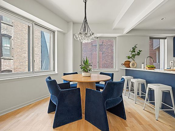 3rd image of 133 Water St APT 5A
