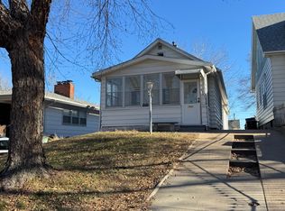 1947 S 11th St, Omaha, NE 68108