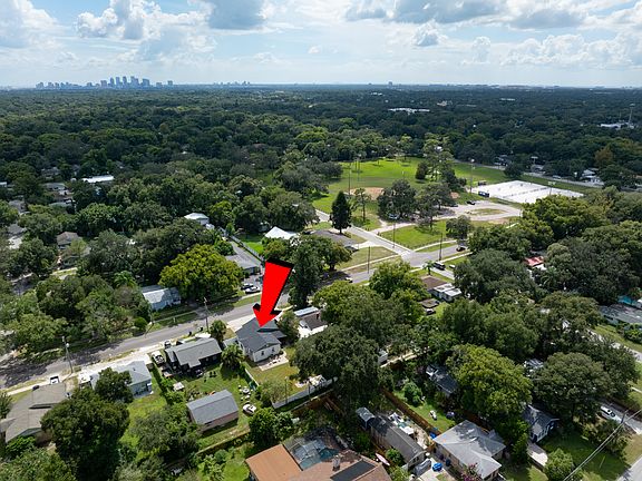 5th image of 1310 E Sligh Ave