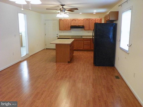 5th image of 105 Southgate Ave