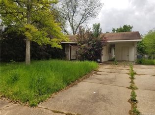 1502 Clarence St, Bossier City, LA 71111