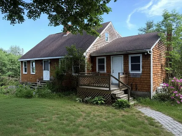 870 Alexander Reed Rd, Richmond, ME 04357