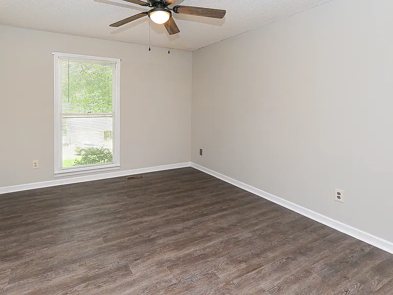 157 Greenwood Dr — Photo 30