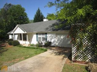 33 Crickett Ct, Gay, GA 30218