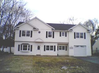 23 Village Rd, Pompton Plains, NJ 07444