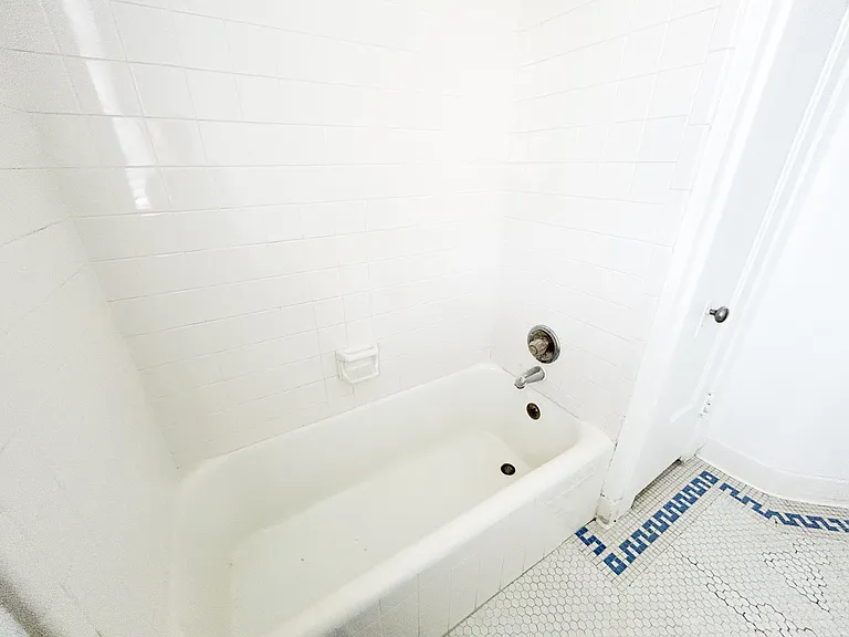 Westboro Apartments — Photo 12