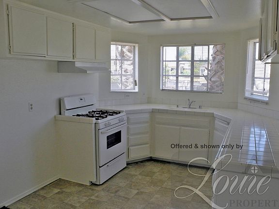 3rd image of 1530 W 204th St APT 5