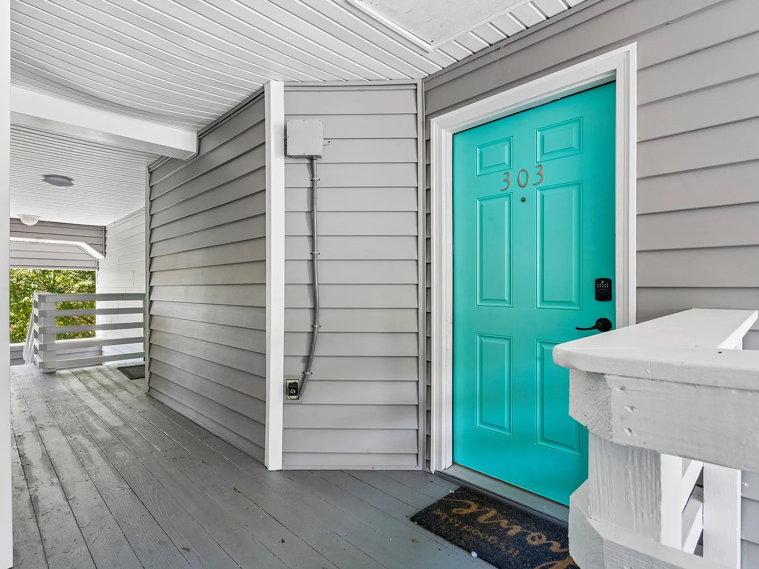 2 bed, 945 sqft, $2,200 — Photo 4