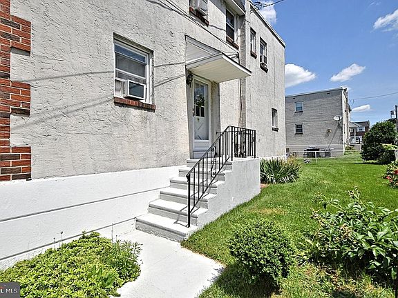 2nd image of 635 Caroline Dr