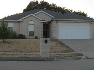 1168 Albatross Ct, Benbrook, TX 76126