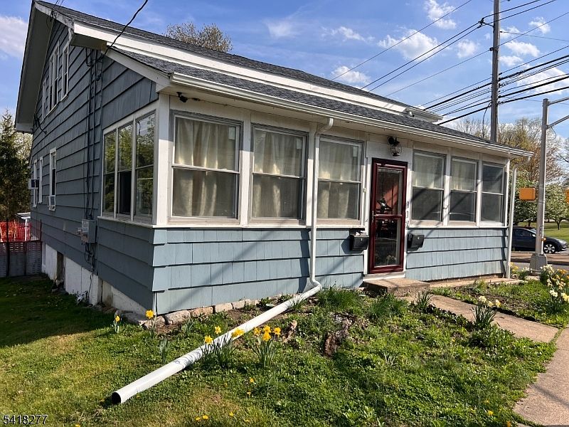 1st image of 117 Ridgedale Ave