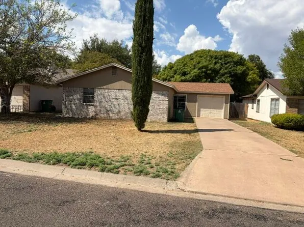 1121 Toby Ln, San Angelo, TX 76903