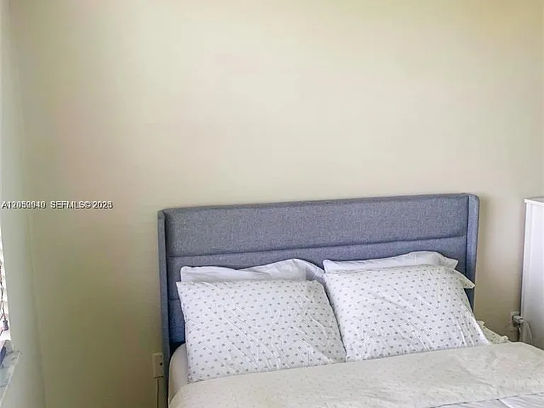 1740 NW North River Dr #623 — Photo 8