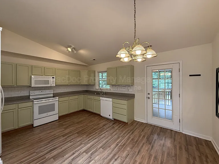 27140 Shannon Mill Dr — Photo 5