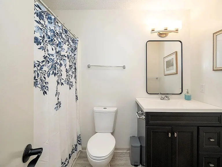 1010 Castalia Dr — Photo 11