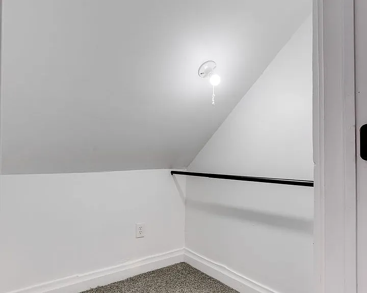 623 Lillian St — Photo 42
